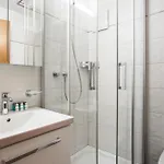 أمباسادور الفندقية بخدمة ذاتية 4*
